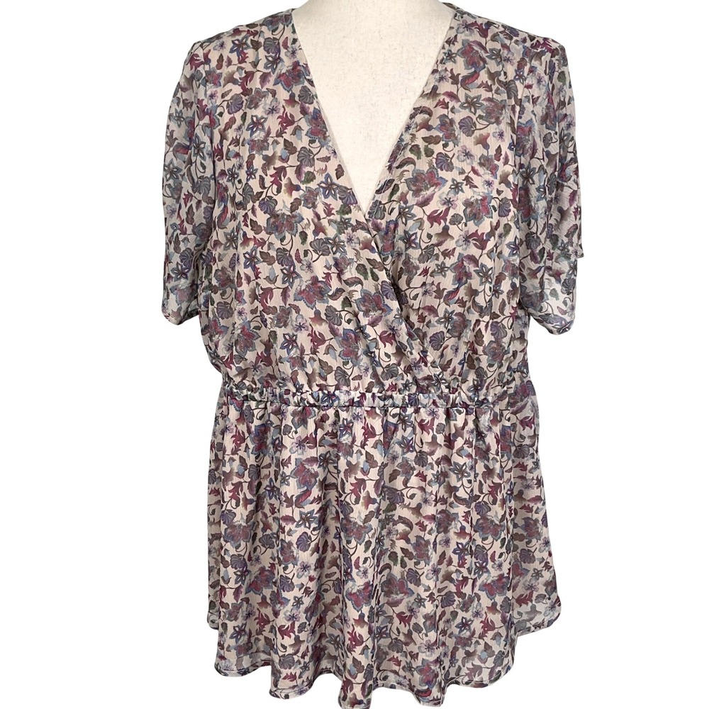Torrid Blouseโ Women 1 14/16 Beige Purple Floral Boho Babydoll Chiffon Surplice